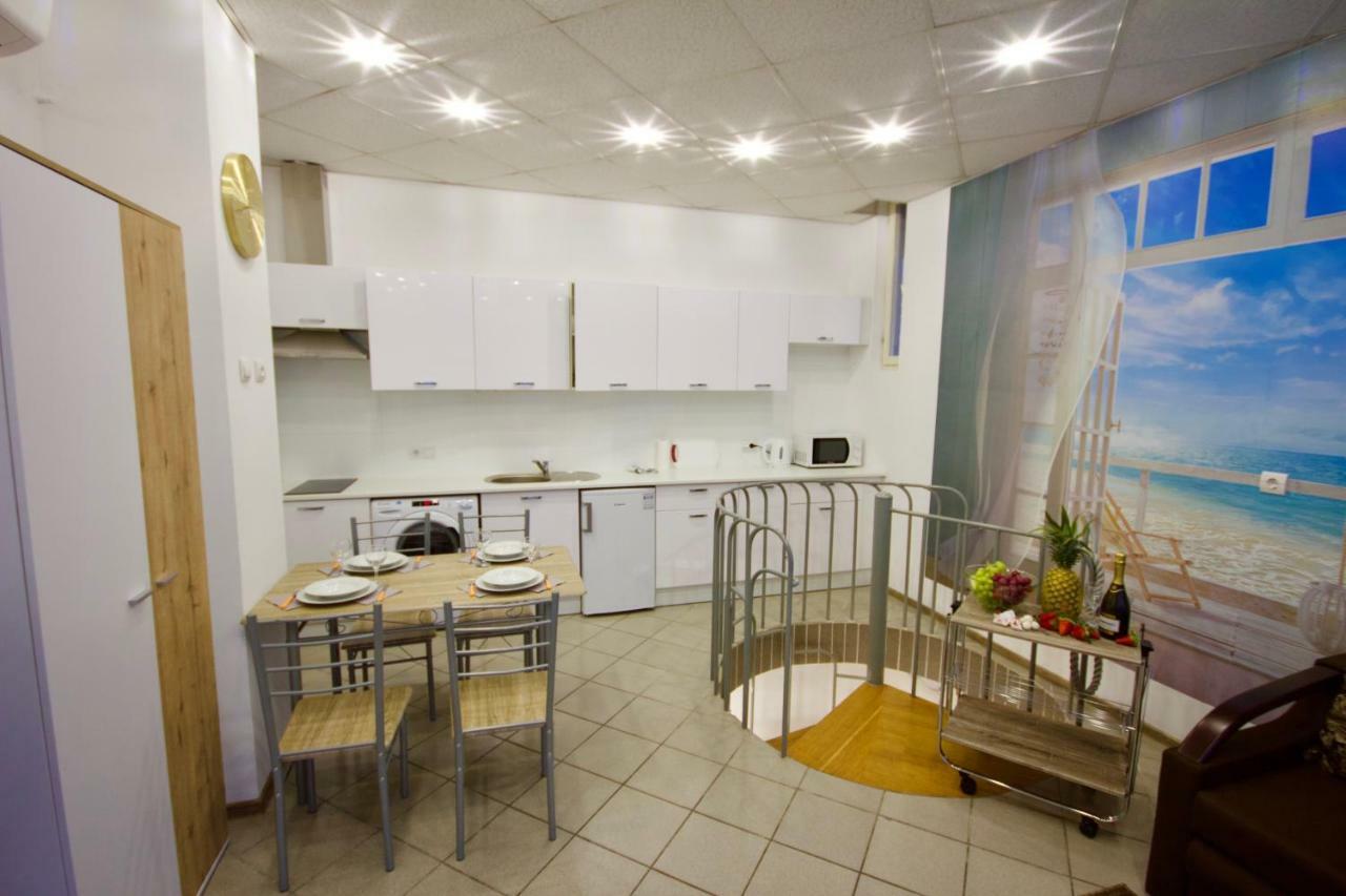 Sun Room **** Любляна Екстер'єр фото